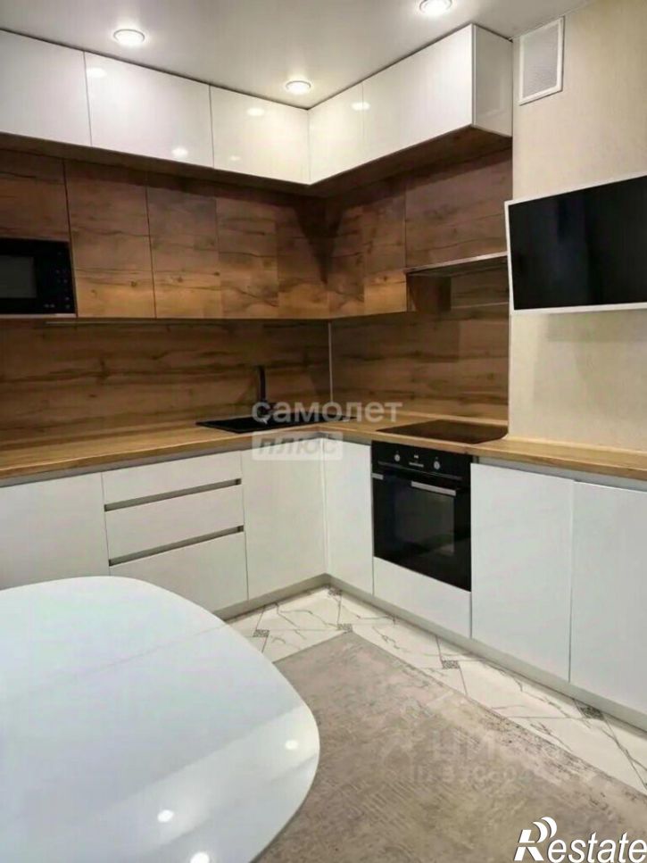 3-комн квартира пр-кт Победы, 28,  д. 28