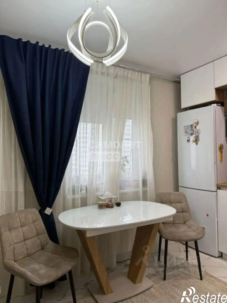 3-комн квартира пр-кт Победы, 28,  д. 28