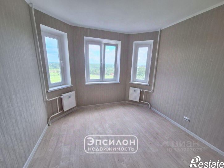 2-комн квартира улица Евгения Клевцова, 32,  д. 32