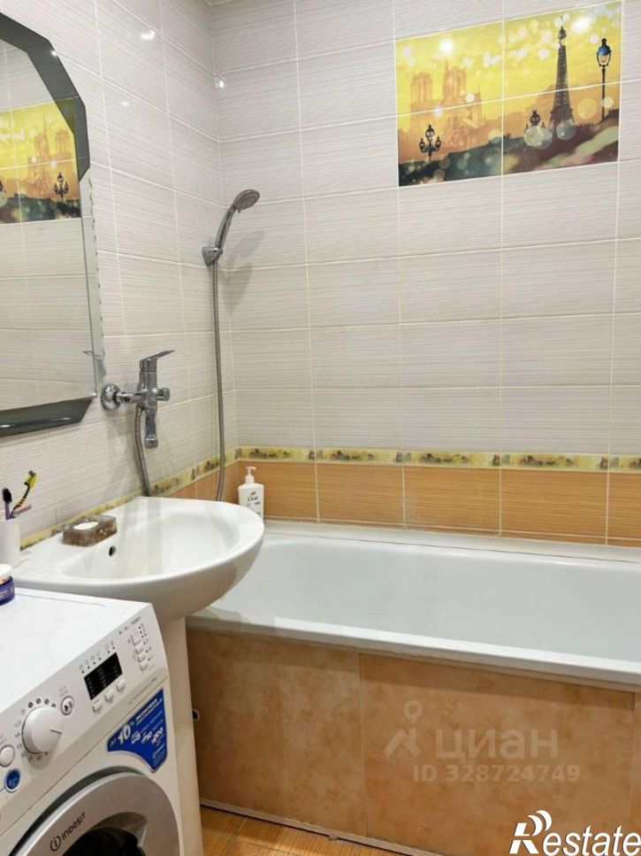 2-комн квартира пр-кт Вячеслава Клыкова, 35,  д. 35