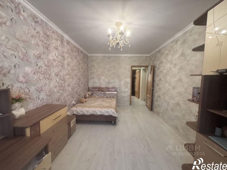 3-комн квартира пр-кт Анатолия Дериглазова, 5,  д. 5