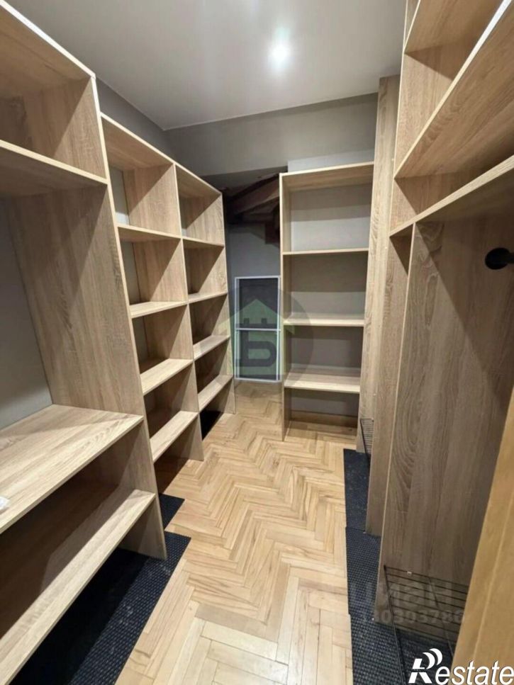 3-комн квартира Школьная улица, 54,  д. 54