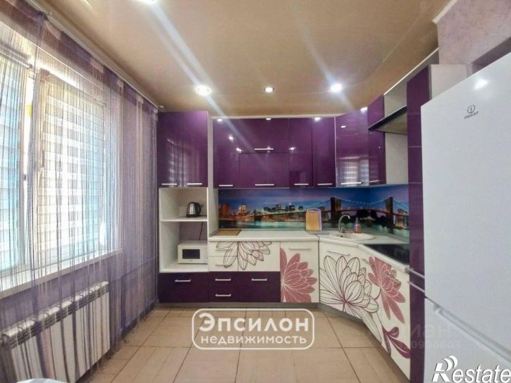 3-комн квартира пр-кт Вячеслава Клыкова, 50,  д. 50