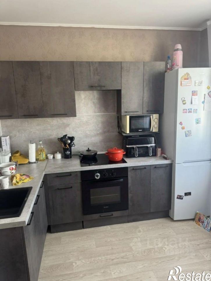 3-комн квартира улица Евгения Клевцова, 22,  д. 22