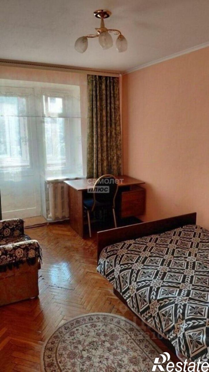3-комн квартира улица Димитрова, 37,  д. 37