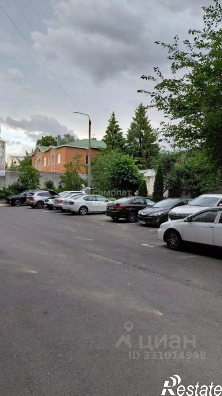 3-комн квартира улица Димитрова, 37,  д. 37