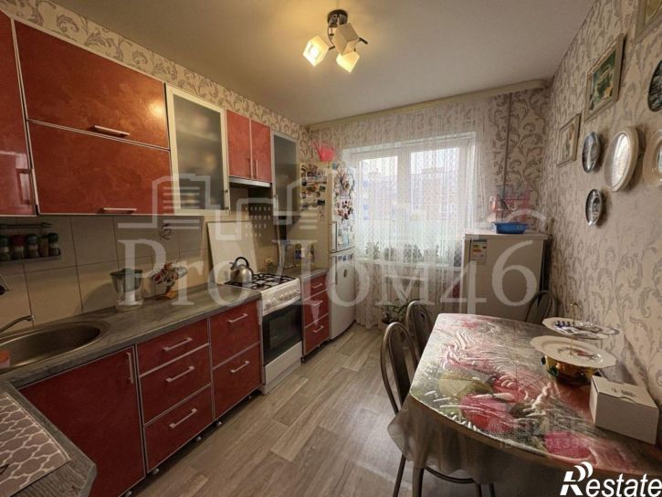 3-комн квартира проспект Дружбы, 13,  д. 13