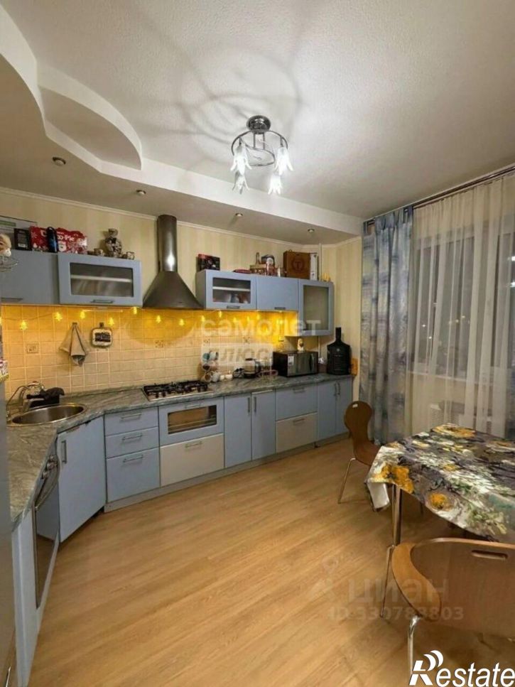 3-комн квартира улица Володарского, 6,  д. 6
