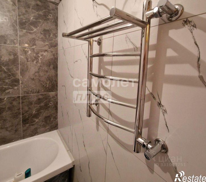 2-комн квартира улица Дубровинского, 3,  д. 3