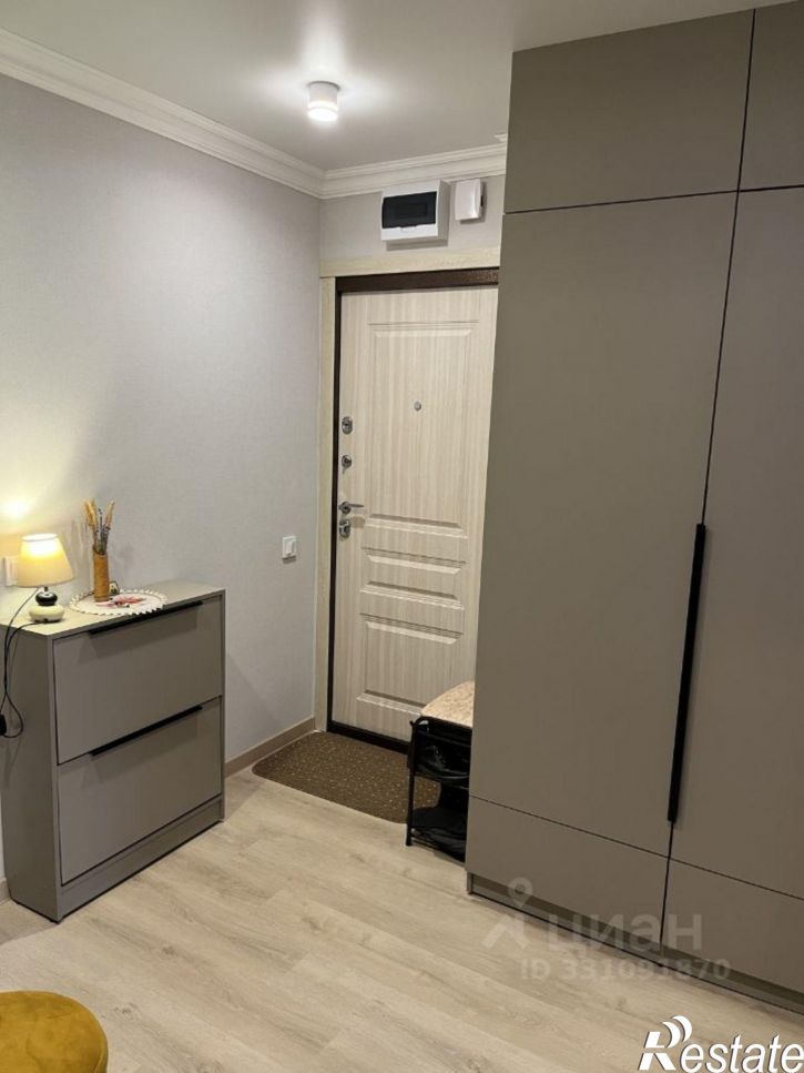 3-комн квартира ул Комарова, 21,  д. 21