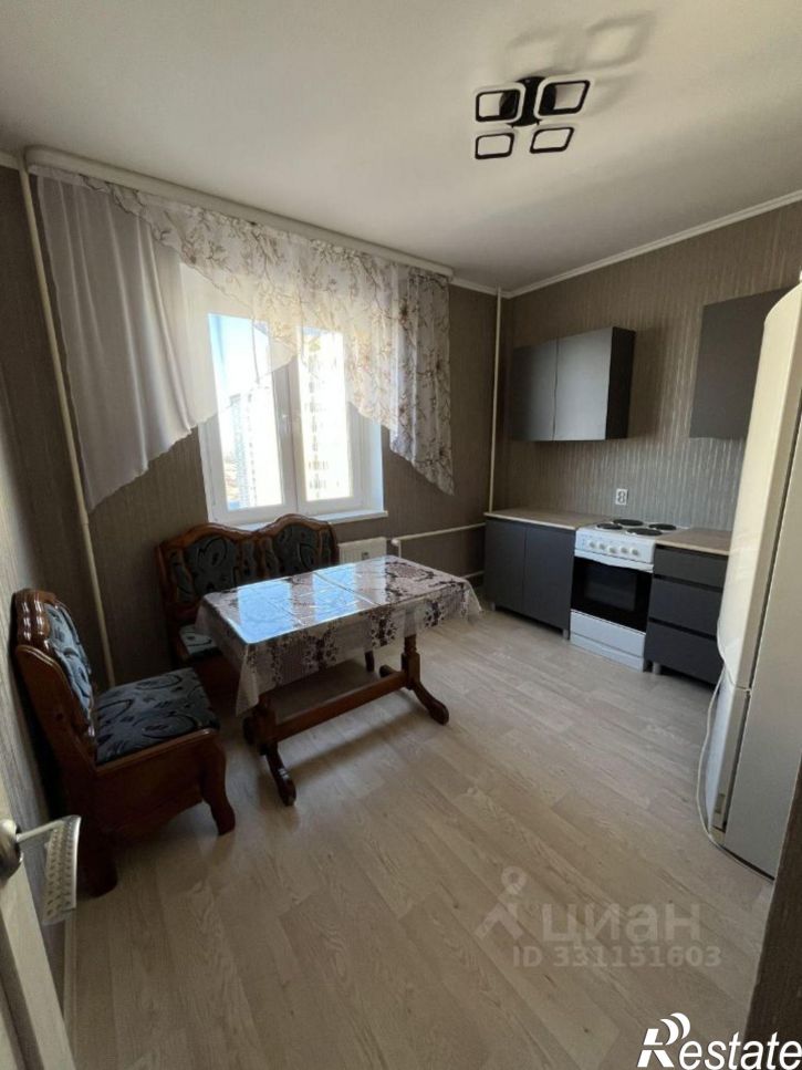 1-комн квартира улица Вадима Кирпиченко, 2,  д. 2