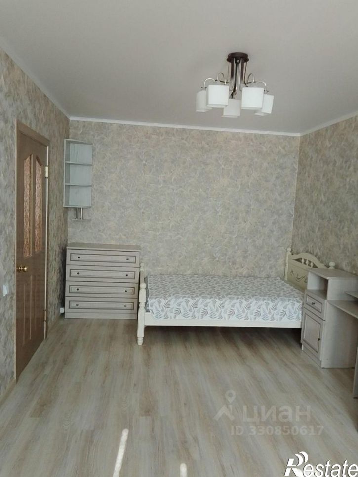 1-комн квартира пр-кт Вячеслава Клыкова, 64,  д. 64