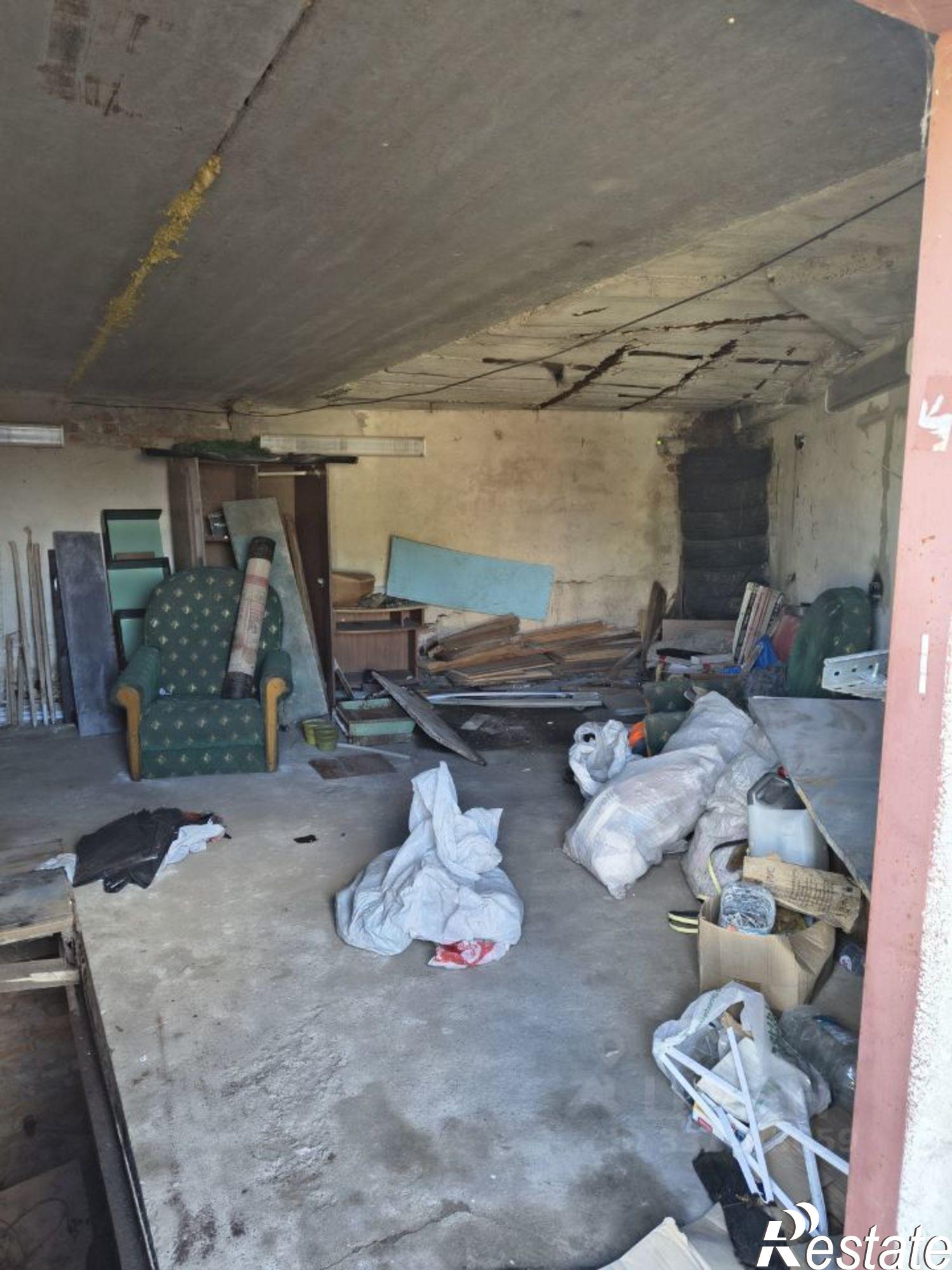 Купить гараж, место в паркинге за 1 050 030 рублей на ул Гагарина, 26Б