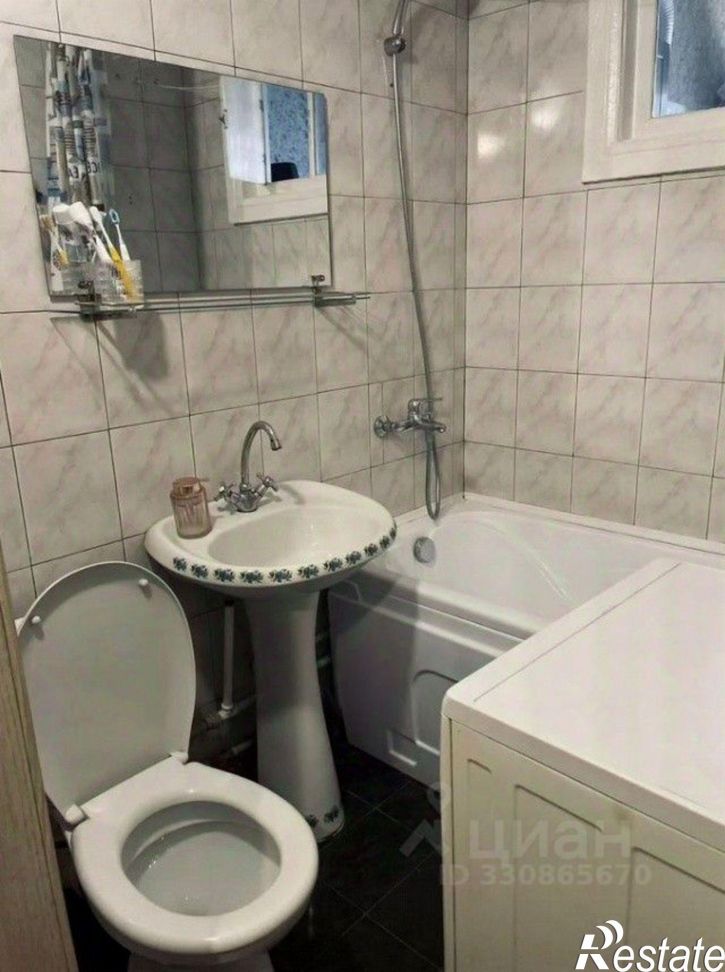 2-комн квартира ул Дзержинского, 64/2,  д. 64/2
