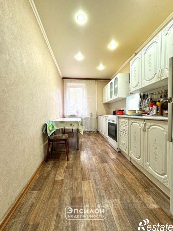 4-комн квартира Институтская улица, 44,  д. 44