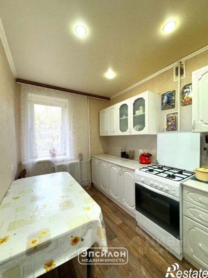 4-комн квартира Институтская улица, 44,  д. 44