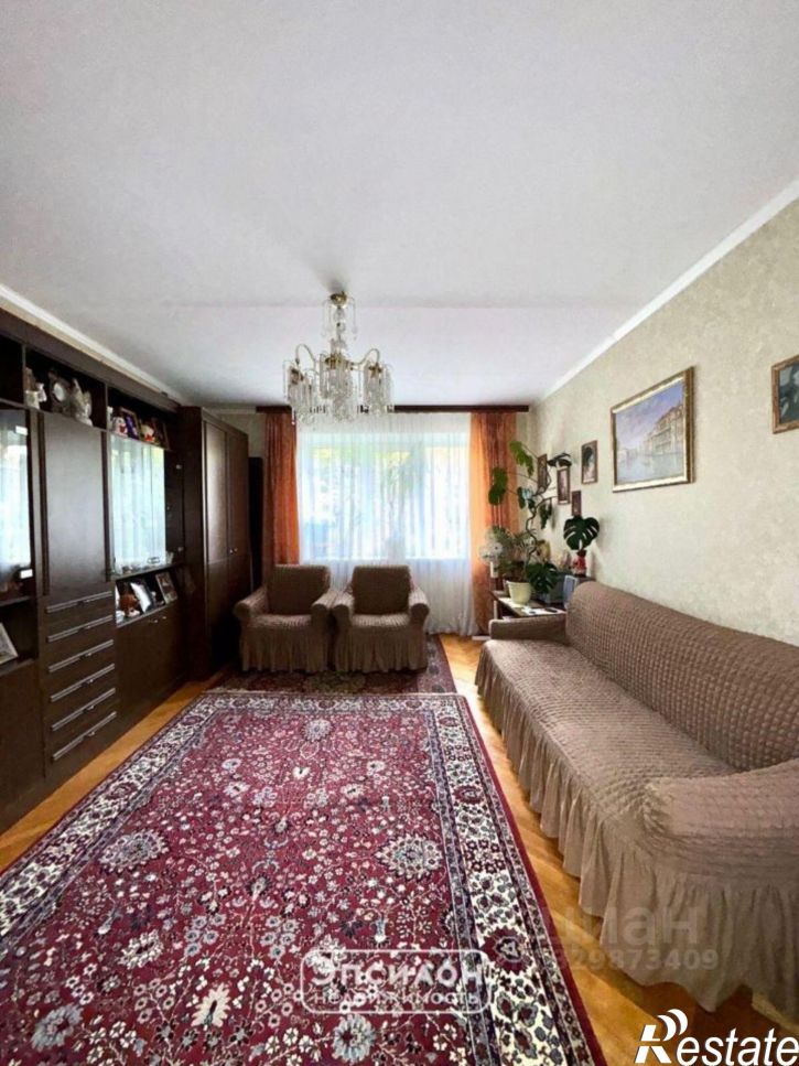 4-комн квартира Институтская улица, 44,  д. 44