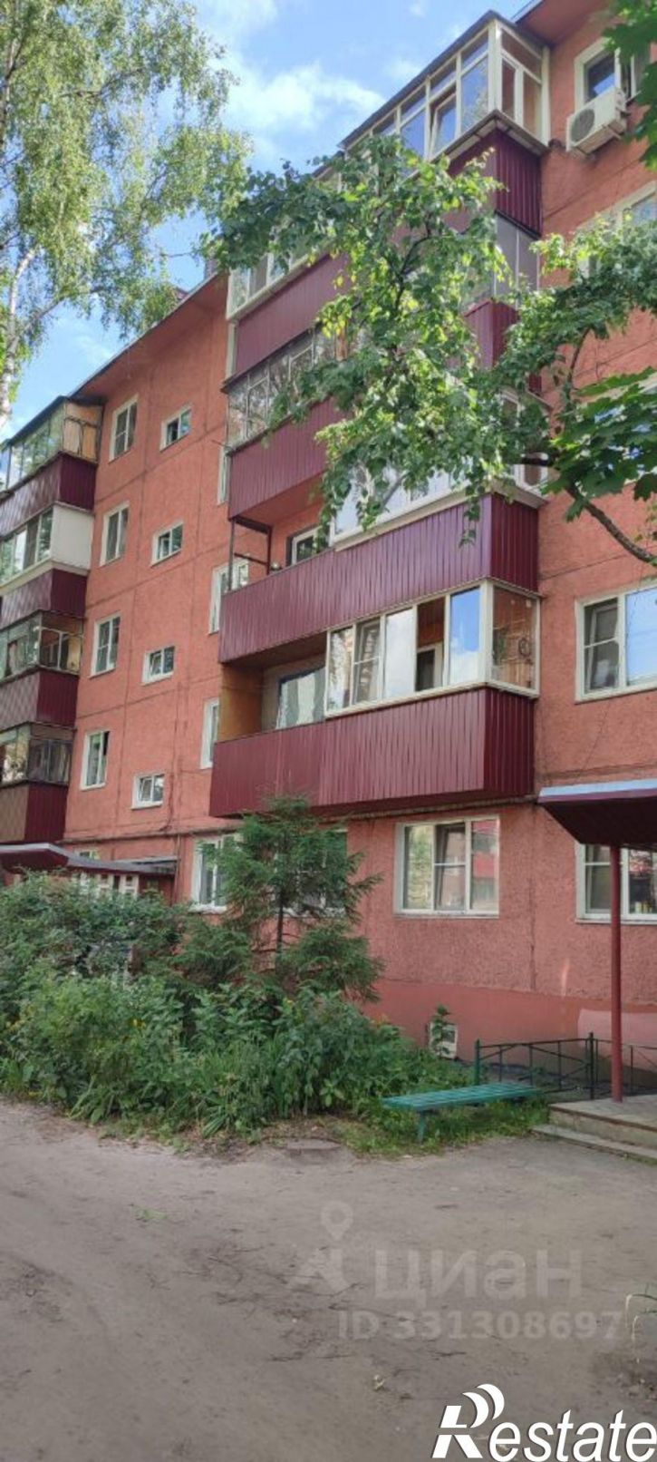 2-комн квартира пер Шоссейный 3-й, 8,  д. 8