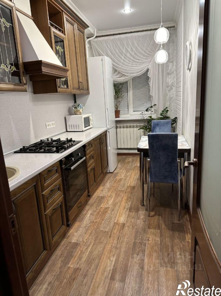 2-комн квартира улица Радищева, 13/15,  д. 13/15