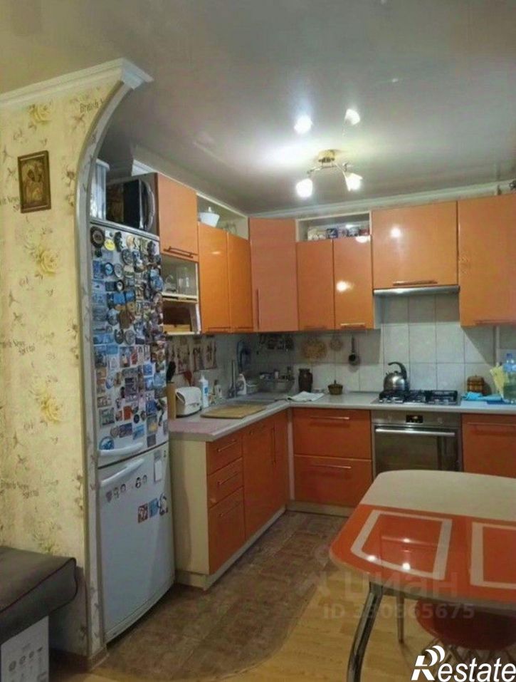 3-комн квартира ул 50 лет Октября, 13,  д. 13