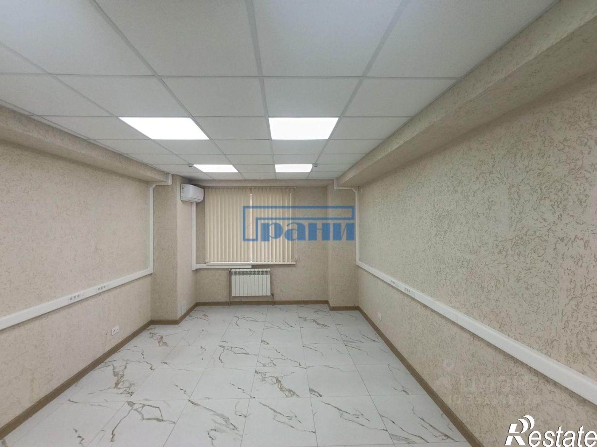 Сдать офис, помещение под офис за 25 000 рублей на ул Марата, 23
