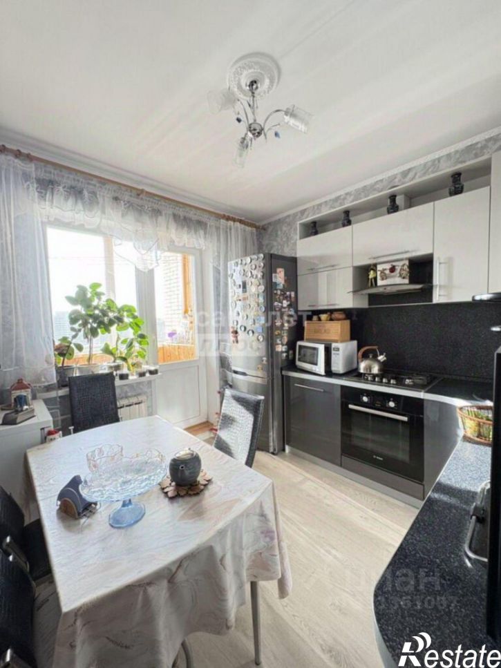 3-комн квартира Студенческая улица, 32,  д. 32