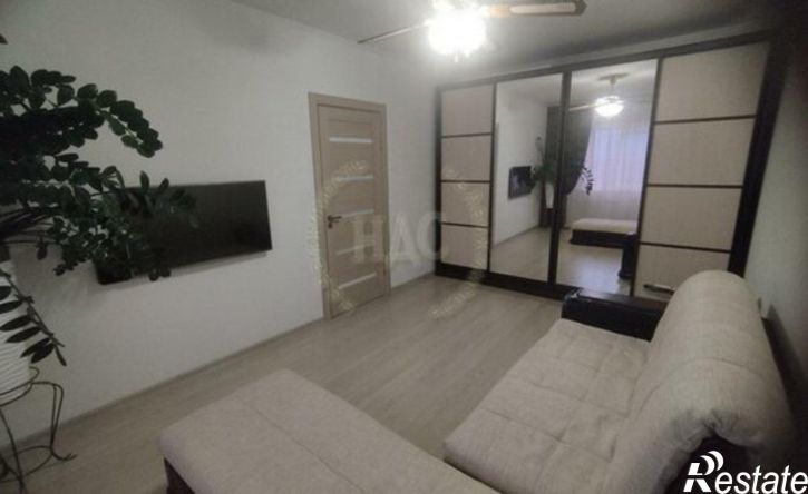 2-комн квартира проспект Победы, 36,  д. 36