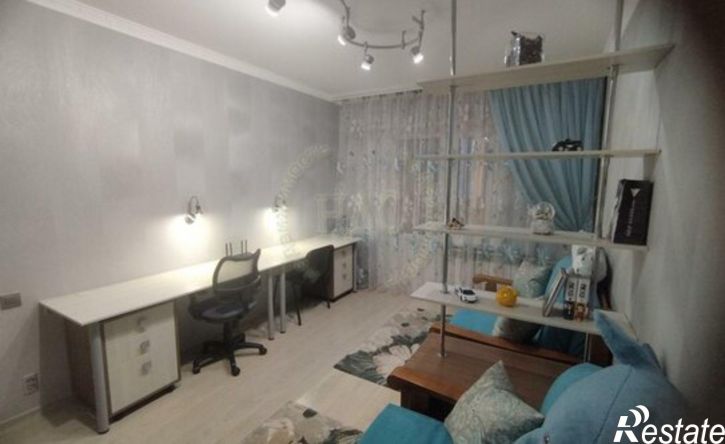 2-комн квартира проспект Победы, 36,  д. 36