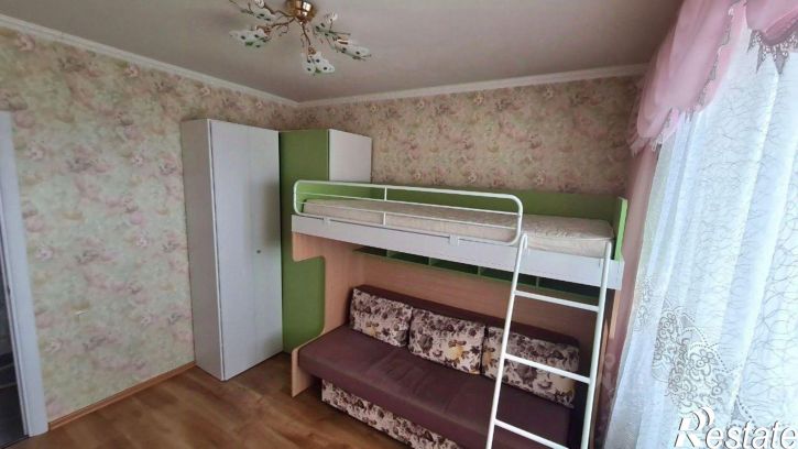 3-комн квартира пр-кт Победы, 4,  д. 4