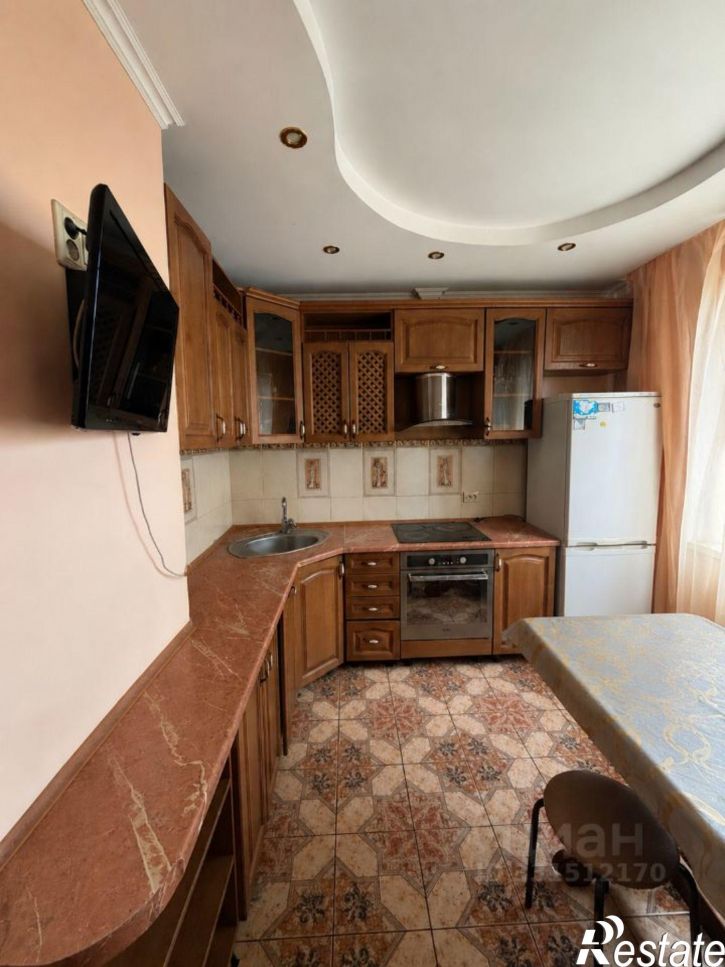 3-комн квартира проспект Победы, 14,  д. 14