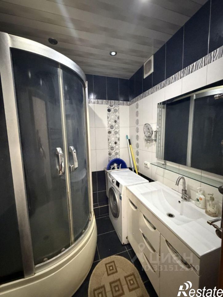 3-комн квартира проспект Победы, 14,  д. 14