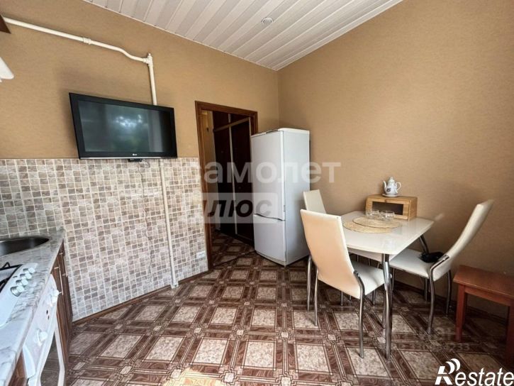 2-комн квартира ул Ватутина, 14,  д. 14