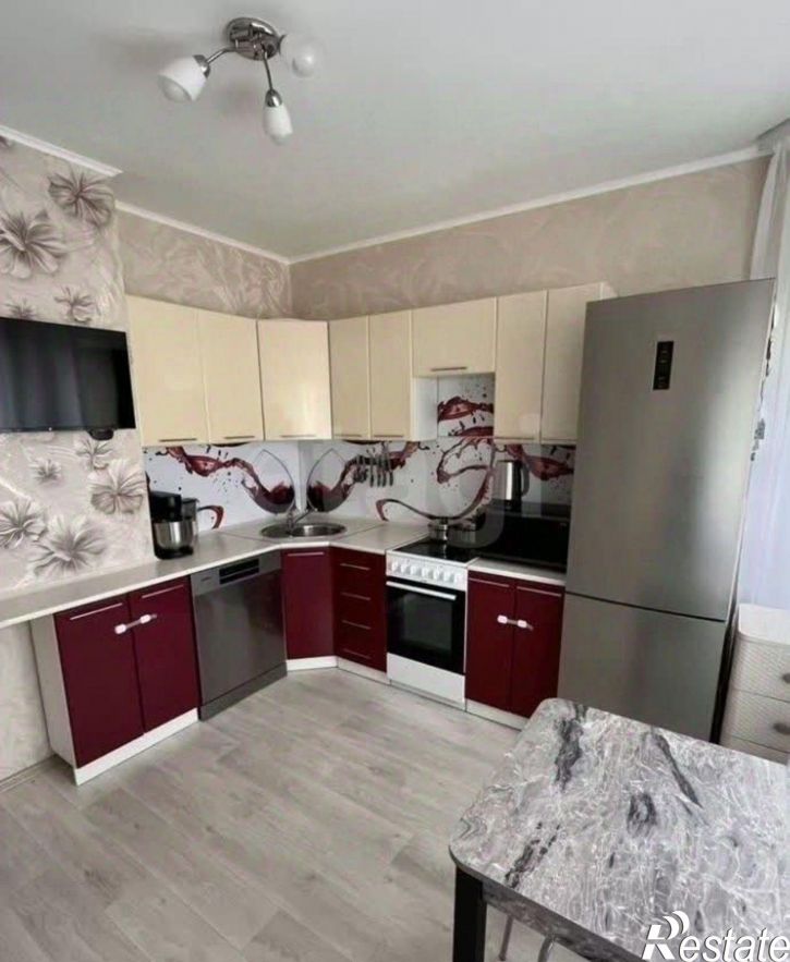 2-комн квартира улица Домостроителей, 2,  д. 2