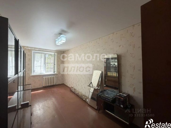 2-комн квартира ул Комарова, 15,  д. 15