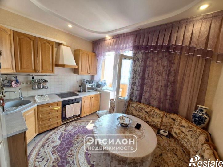 2-комн квартира пр-кт Победы, 26,  д. 26