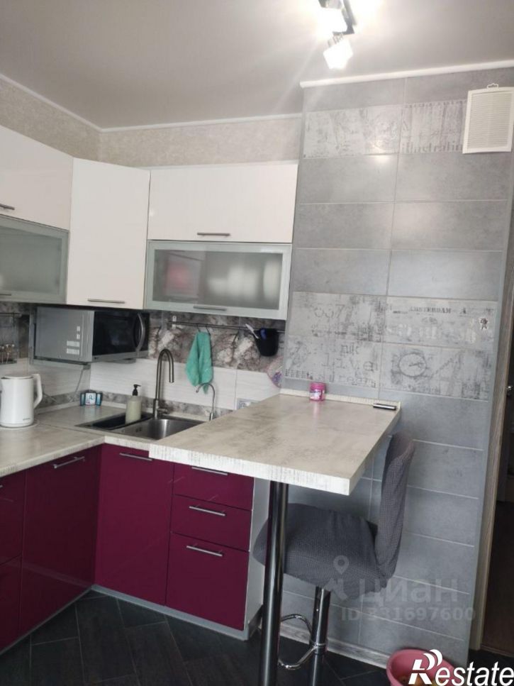 2-комн квартира пр-кт Вячеслава Клыкова, 75,  д. 75