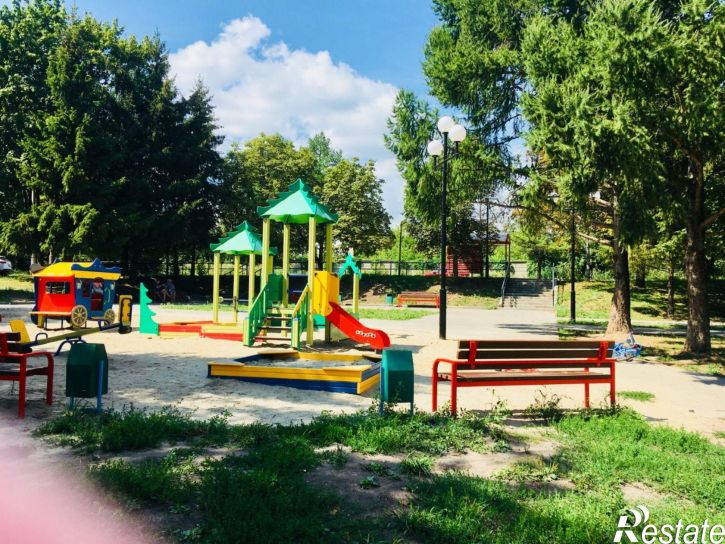 2-комн квартира Светлый пр-д, 4,  д. 4