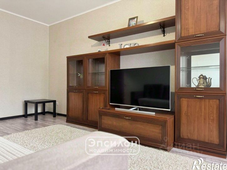 3-комн квартира пр-кт Анатолия Дериглазова, 111,  д. 111