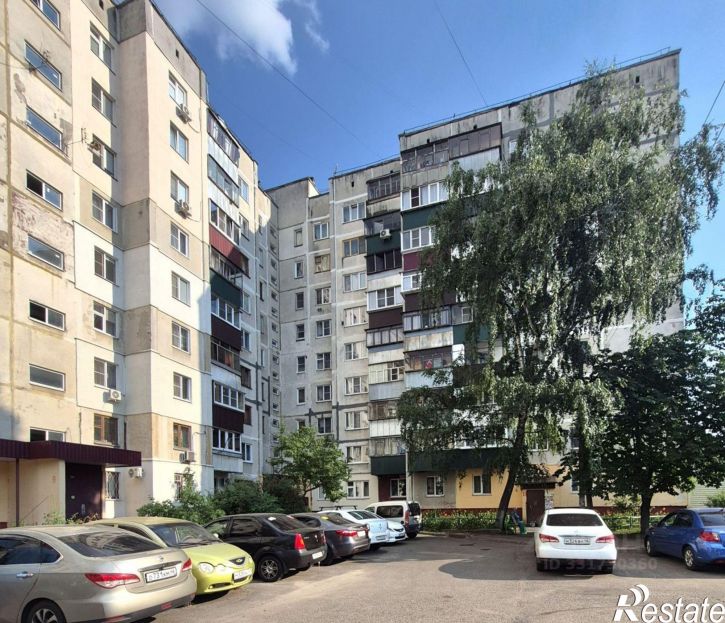 3-комн квартира пр-кт Кулакова, 3,  д. 3