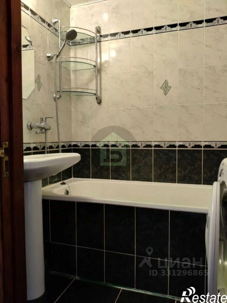 4-комн квартира ул Студенческая, 2,  д. 2