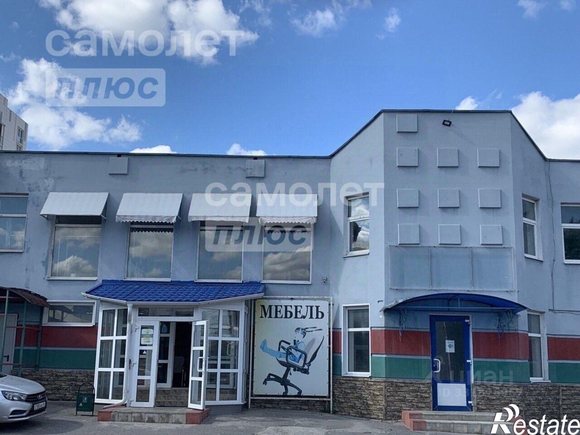 Сдать торговое помещение за 84 000 рублей на ул Пионеров, 1а