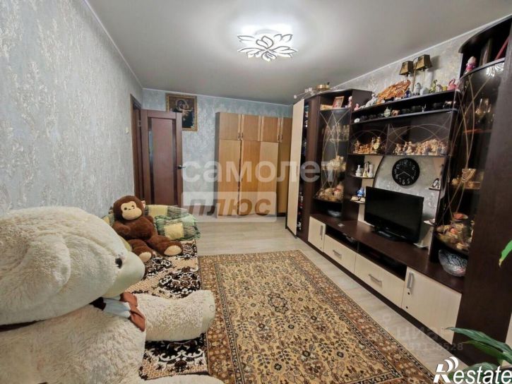 3-комн квартира пер Аэродромный 1-й, 8,  д. 8