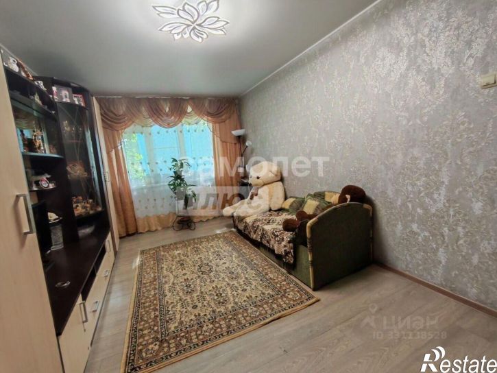 3-комн квартира пер Аэродромный 1-й, 8,  д. 8