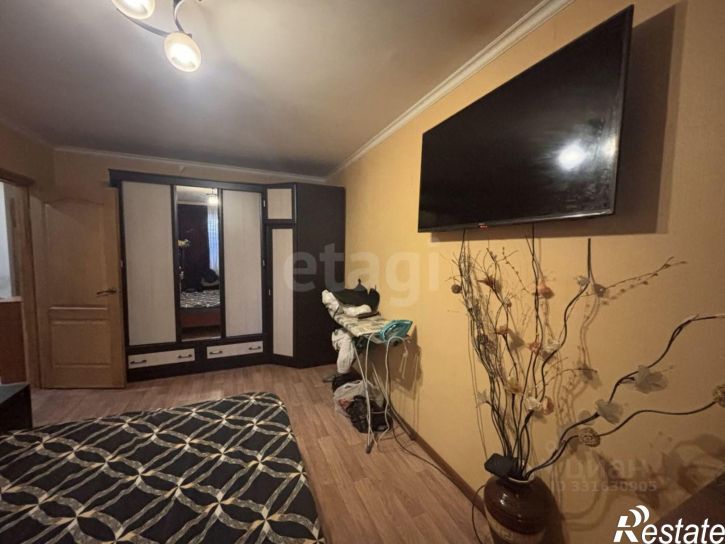 3-комн квартира ул Комарова, 23,  д. 23