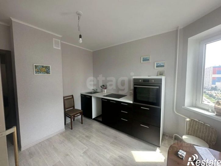 2-комн квартира пр-кт Анатолия Дериглазова, 83,  д. 83