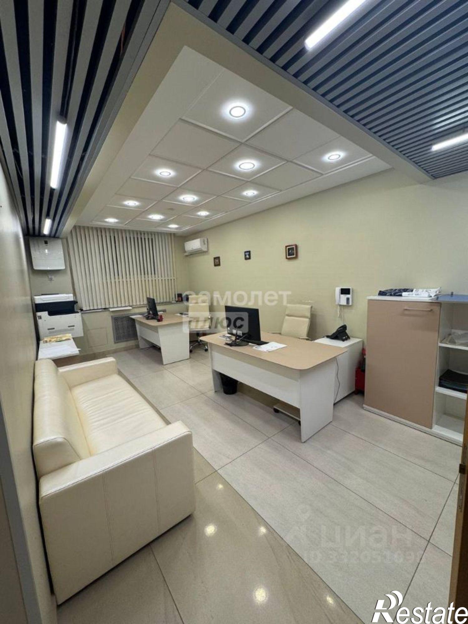 Купить офис, помещение под офис за 44 500 000 рублей на ул Радищева, 60