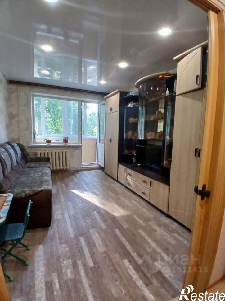 2-комн квартира ул Комарова, 15,  д. 15