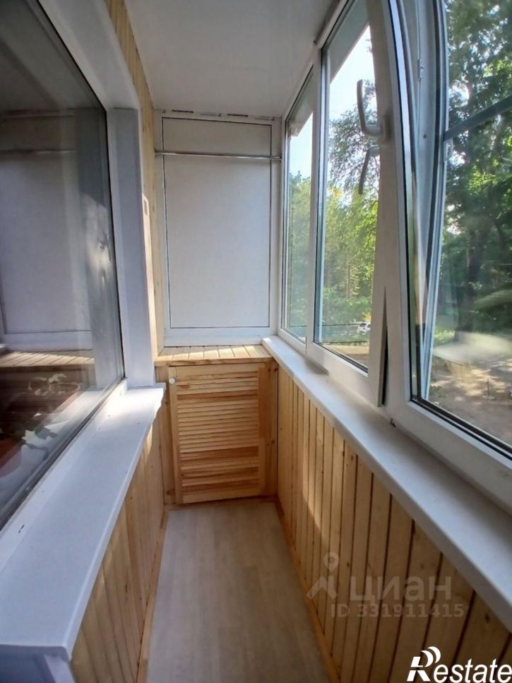 2-комн квартира ул Комарова, 15,  д. 15