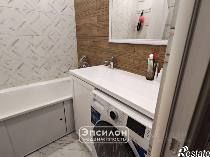 3-комн квартира пр-кт Хрущева, 28,  д. 28