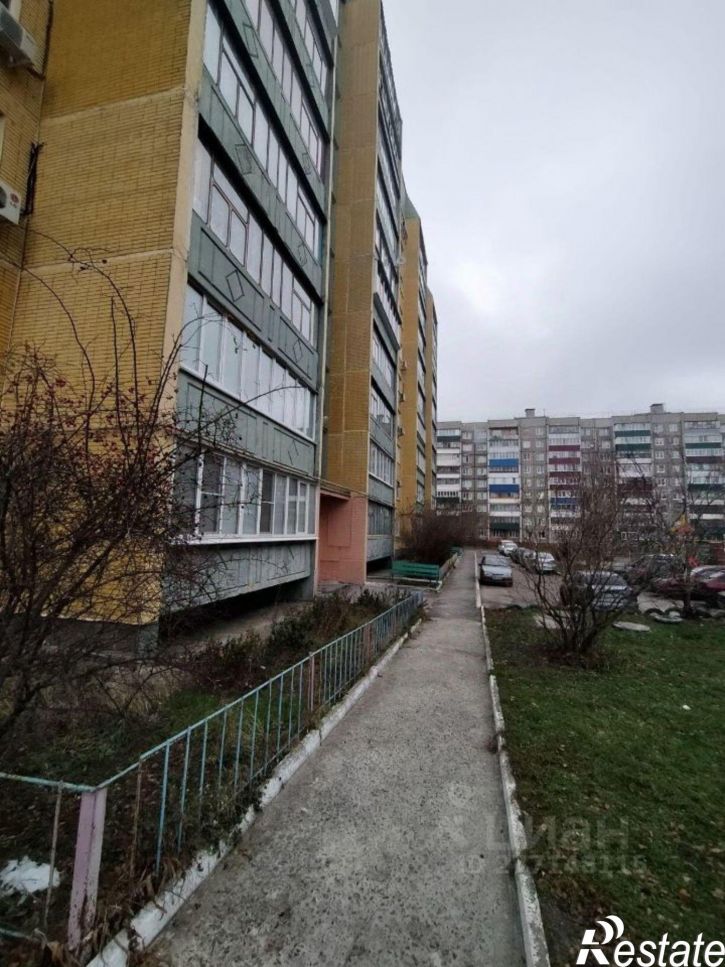2-комн квартира пр-кт Ленинского Комсомола, 52Б,  д. 52Б